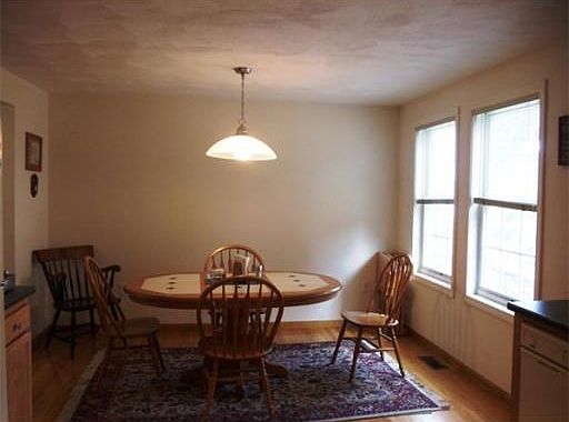 5th image of 41 Ruskin Ave