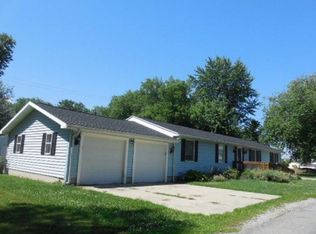 120 W Mohegan Trl, Sandusky, OH 44870