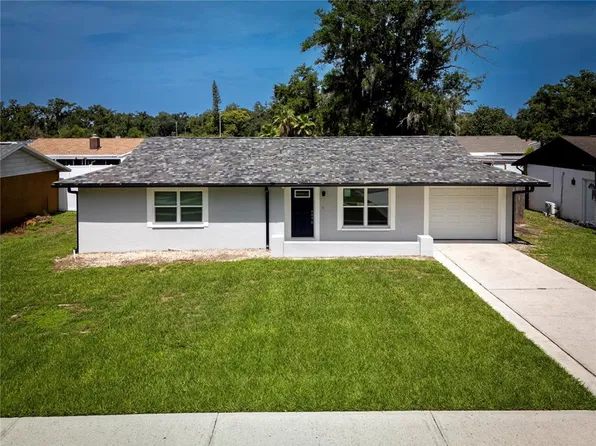 5018 Pine St, Seffner, FL 33584