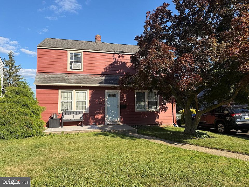 1st image of 335 Forest Ave