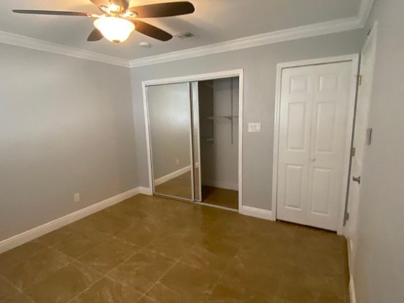 4th image of 2324 E Jersey Ave #2