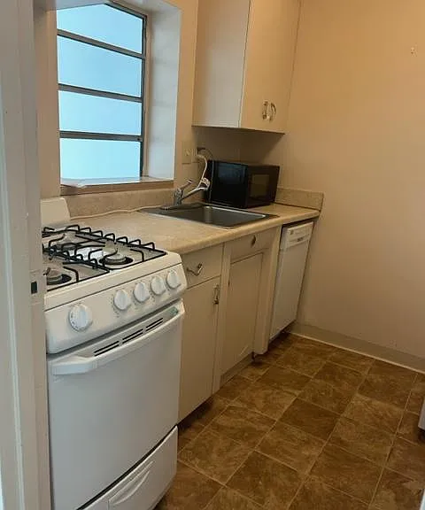 1021 Arlington Blvd #1033 — Photo 7