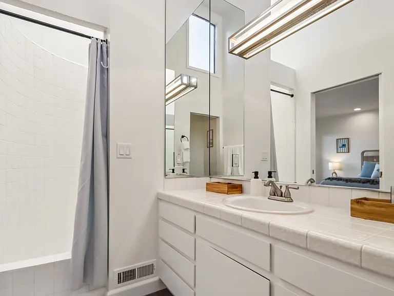Upstairs Bathroom