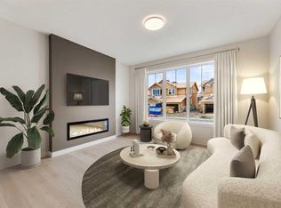 287 N Waterford Hts, Chestermere, AB T1X 2M7