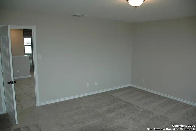 1905 Brook Bnd — Photo 16