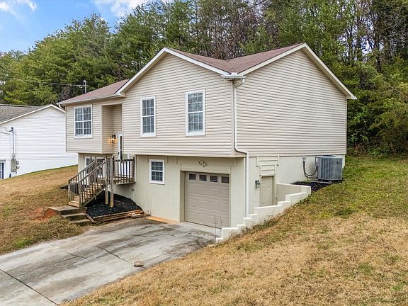 4th image of 3417 Ben Alder Ln