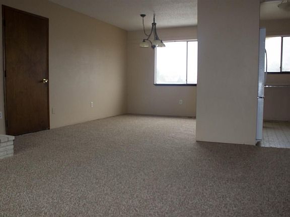 4th image of 2227 S Fruitland St