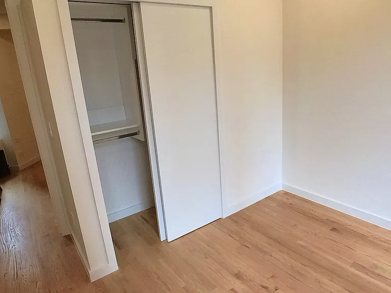 200 Mott St #14 — Photo 6