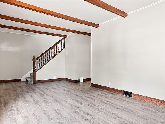 5th image of 45 Ringle St
