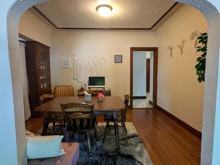 5439 W Martin Dr — Photo 10