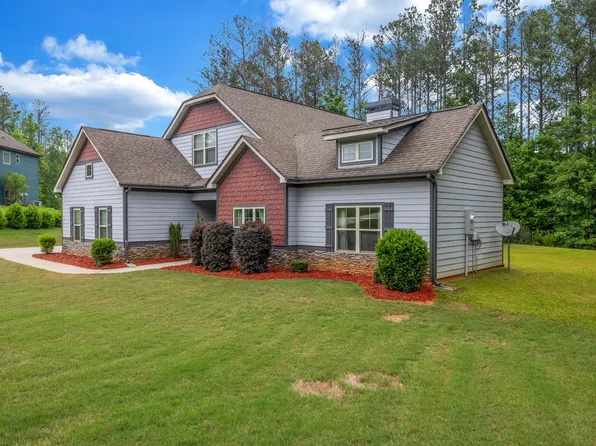 5 Carlow Ct, Newnan, GA 30263