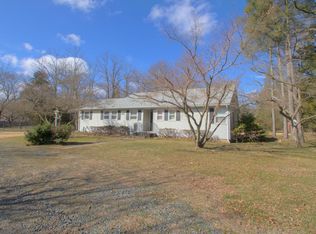 427 Middletown Lincroft Rd, Lincroft, NJ 07738