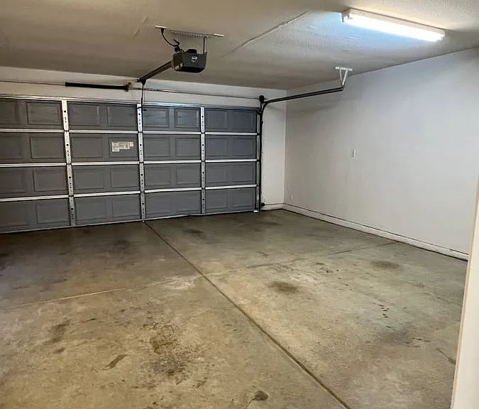 883 Paramount Way — Photo 15