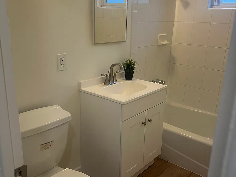Northpoint Apartments — Photo 17