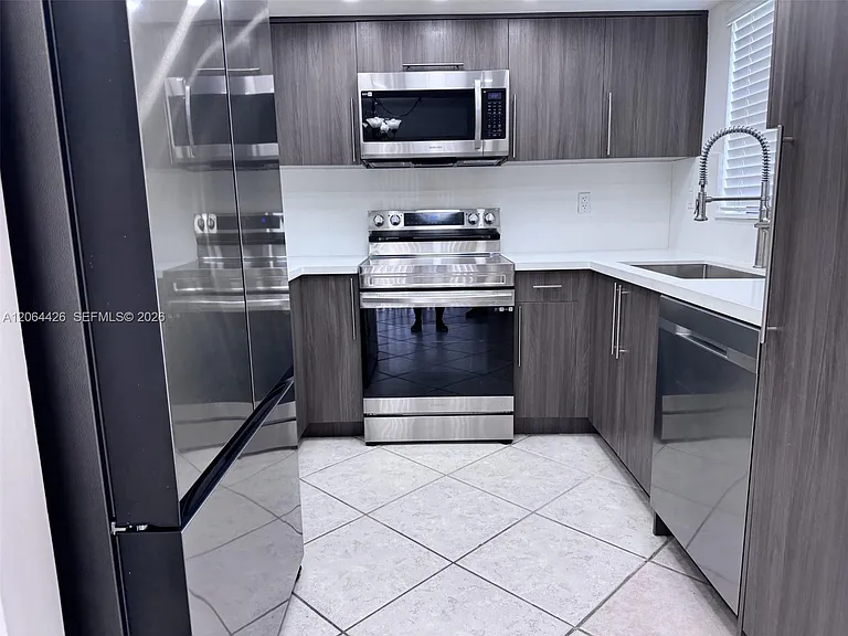9080 SW 125th Ave #B101 — Photo 8