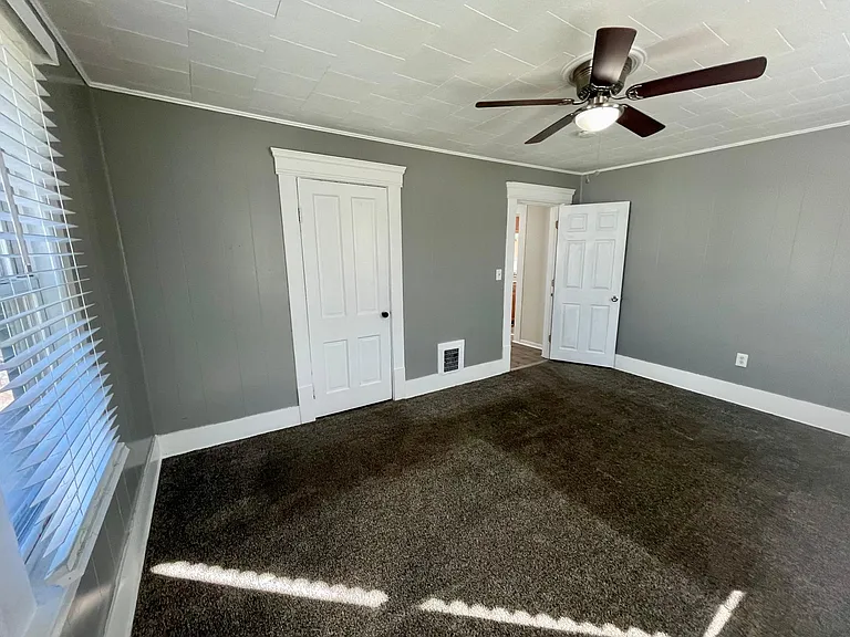 1867 Manchester Rd #2 — Photo 37