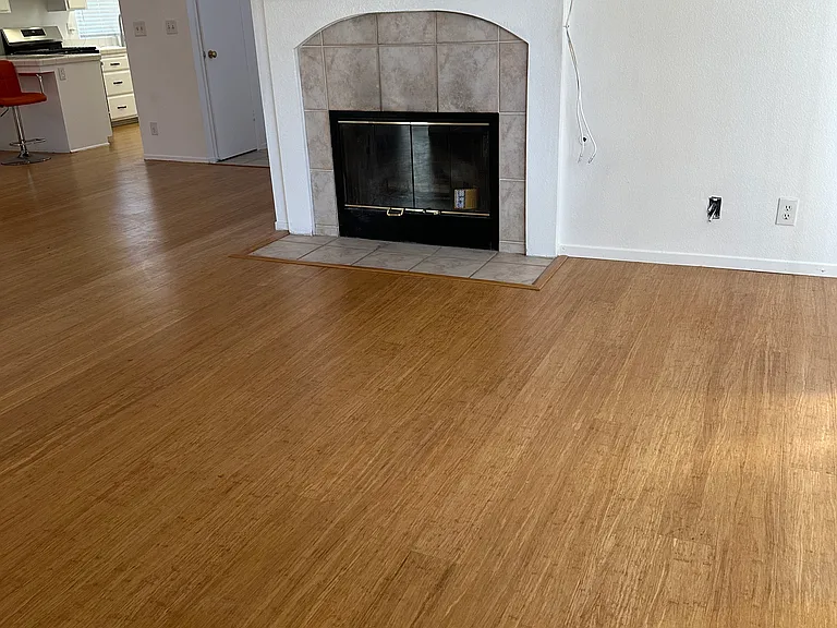 2303 Lexington Ave — Photo 5