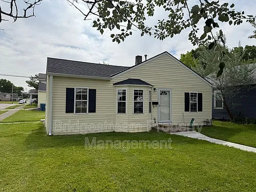 2800 Cadillac St Photo 1