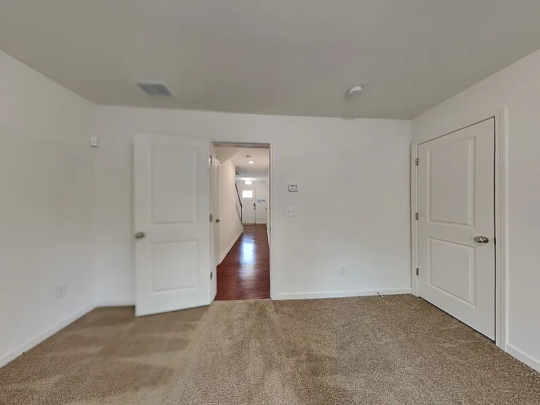 975 Society Cir SW — Photo 10