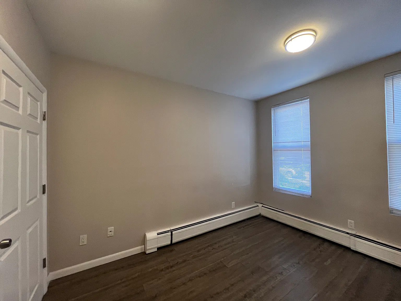 2 bed, 800 sqft, $1,875 — Photo 4