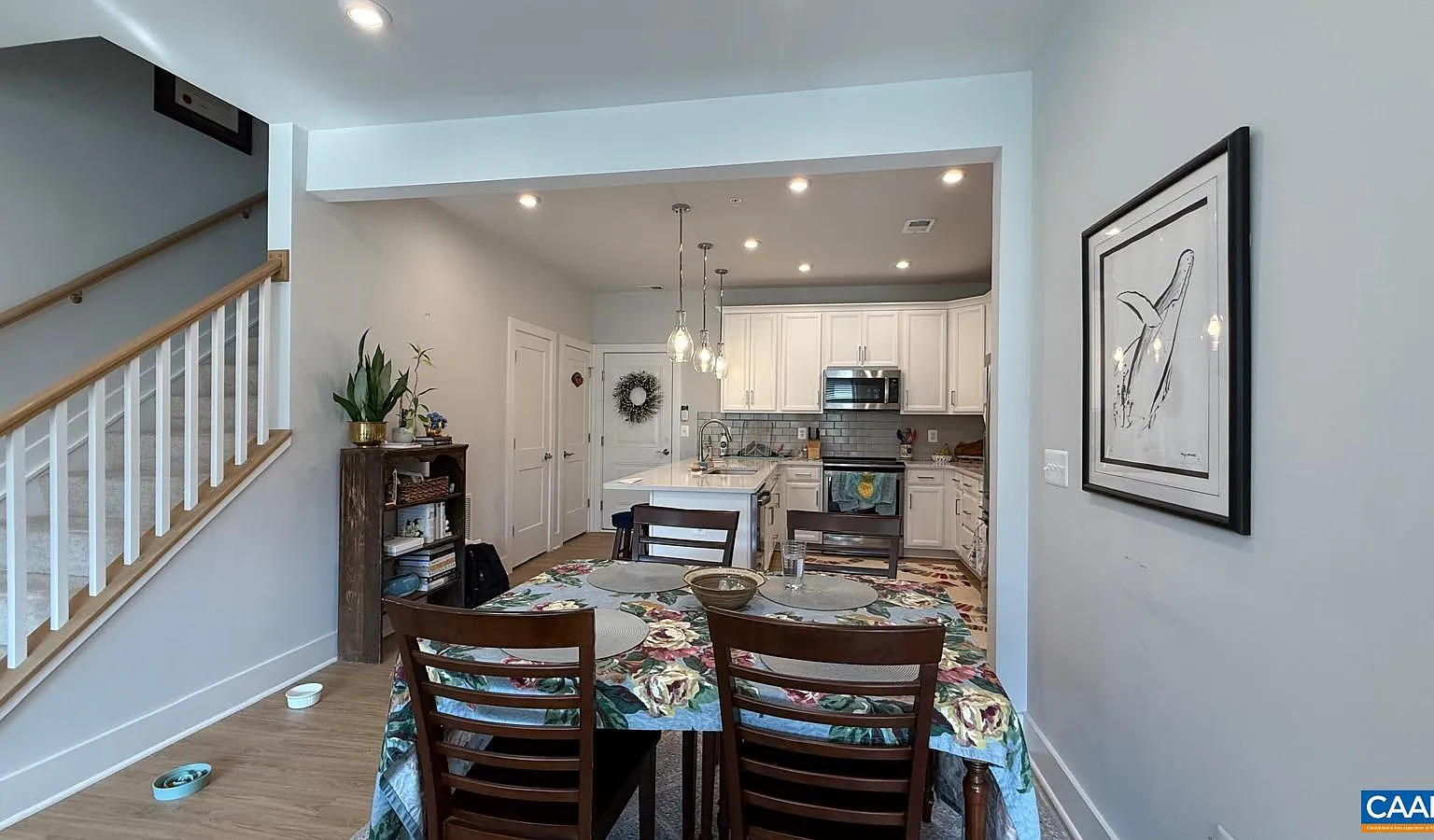 3 bed, 2.5 bath, 1625 sqft, $2,450 — Photo 4