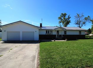 38 W Washington St, Poneto, IN 46781