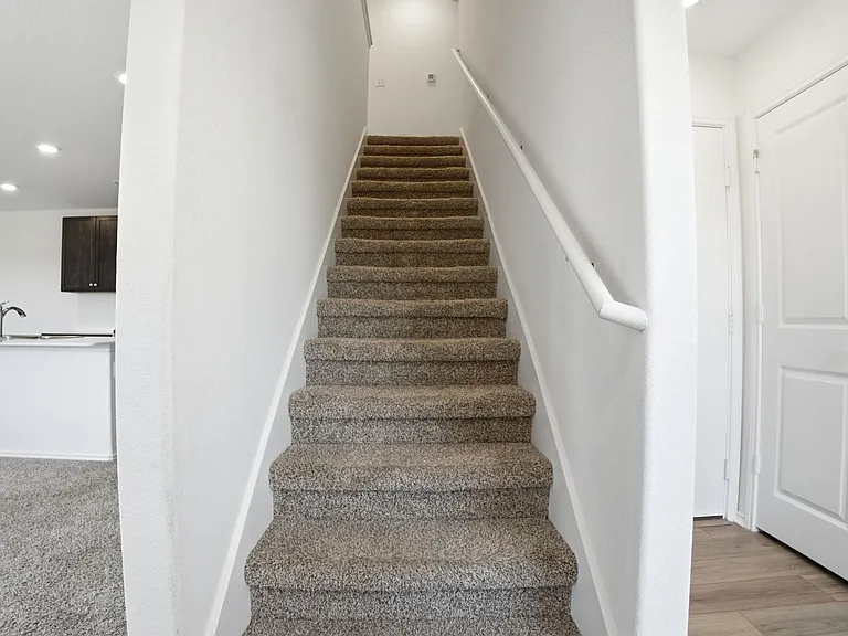 12213 Rising Moon Ln — Photo 3