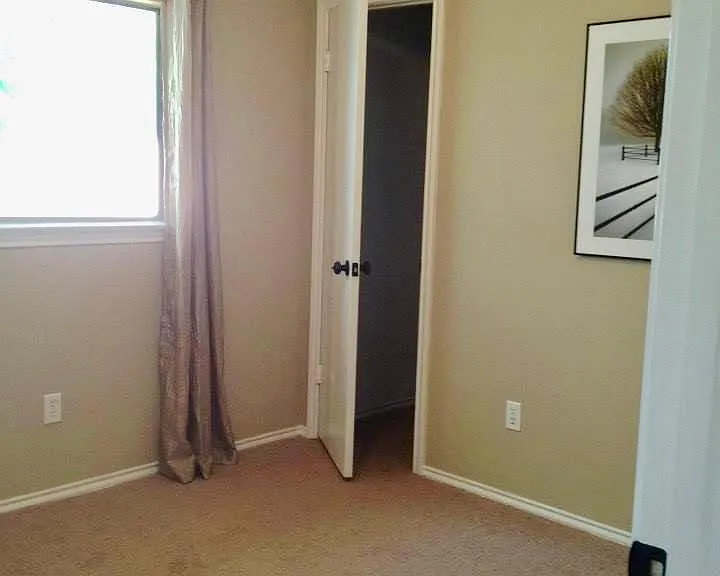 12912 Covington Trl — Photo 13