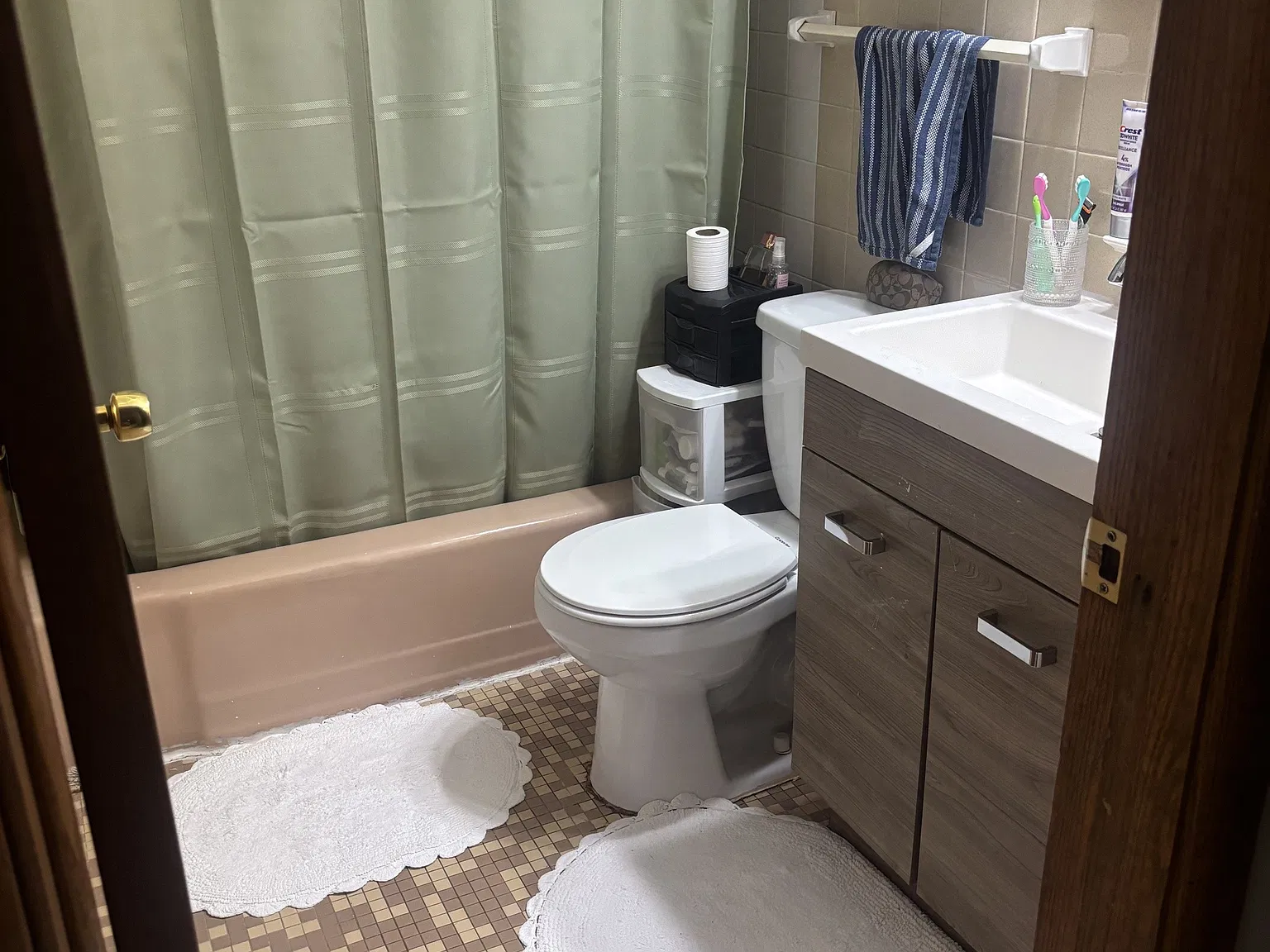 2 bed, $1,095 — Photo 3