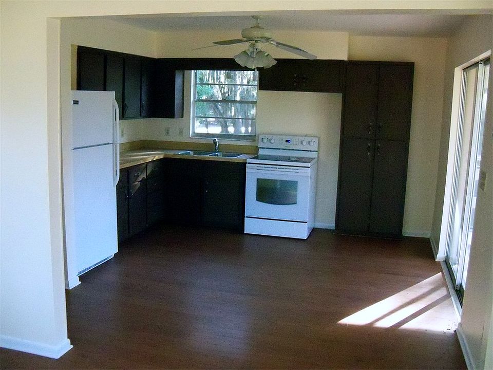 1st image of 7363 Circle Dr