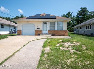 1844 Mount Everest Ln, Toms River, NJ 08753