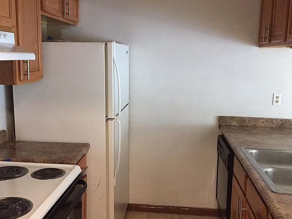 4th image of 2332 Merrigan Pl #2332