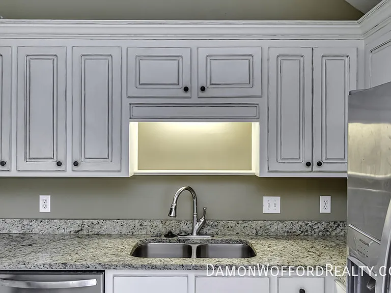 131 Hunters Row — Photo 24