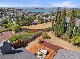 147 Rolph Park Dr, Crockett, CA 94525