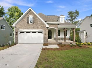79 Plantation Dr, Southern Pines, NC 28387