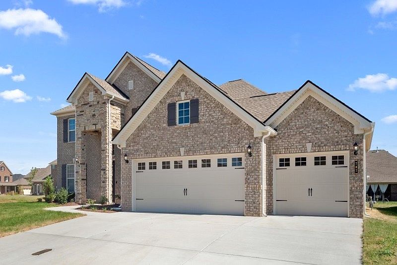 1st image of 707 Kirk Ln