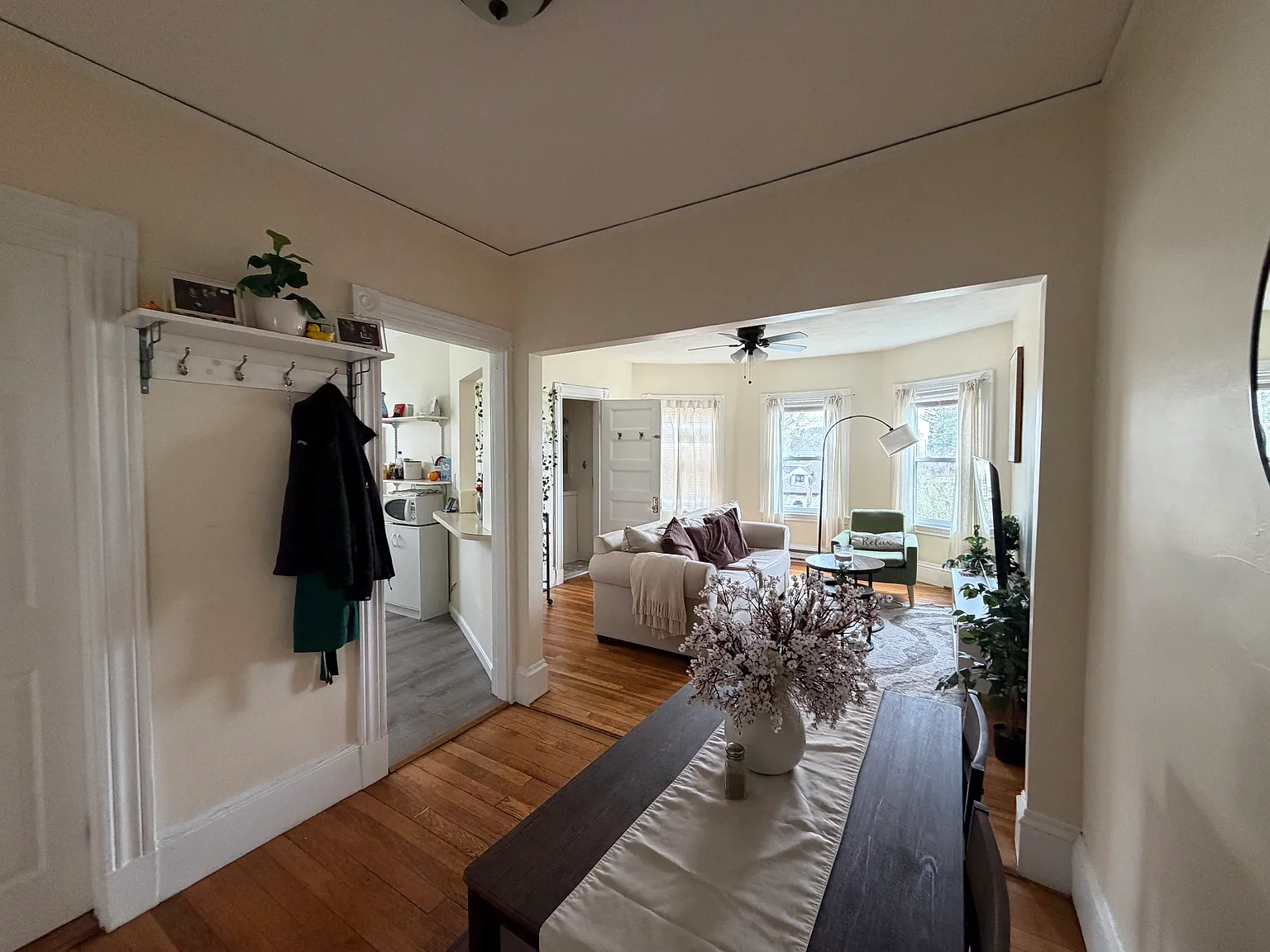 3 bed, $2,900 — Photo 3