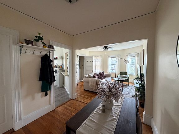 3rd image of 83-85 Grandview Ave #1