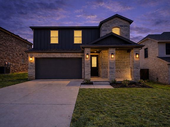 3rd image of 103 Brooks Dr