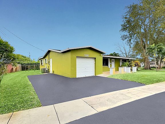 4th image of 5280 SW 90th Ave