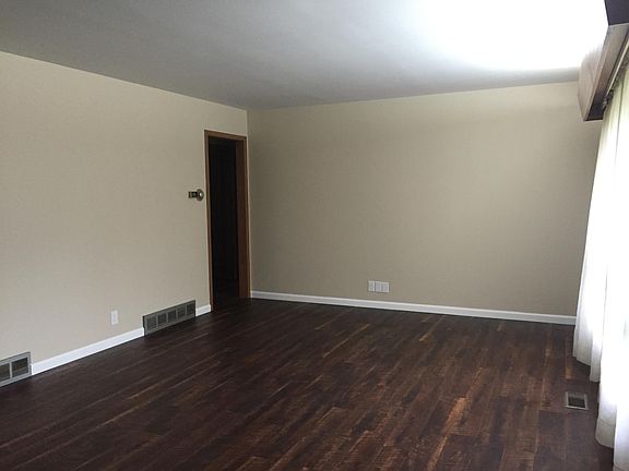 2nd image of 1006 W 20th Ave