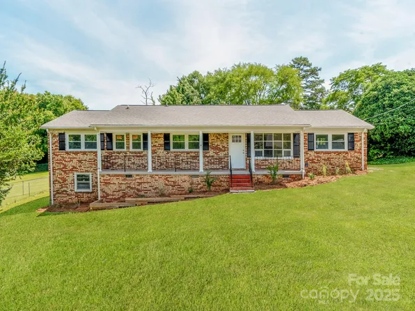 1606 N Rhyne St, Gastonia, NC 28054