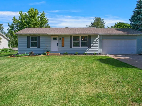22303 Hanover Dr, Bristol, IN 46507