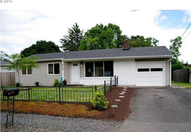 1st image of 8208 Macarthur Blvd