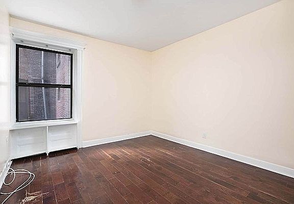 2nd image of 542 W 148th St #3