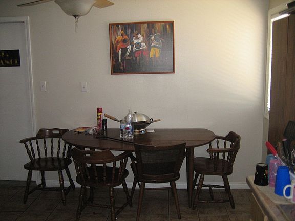 Eat In Kitchen