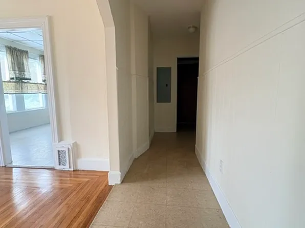 92 Granville Ave APT 2, Malden, MA 02148