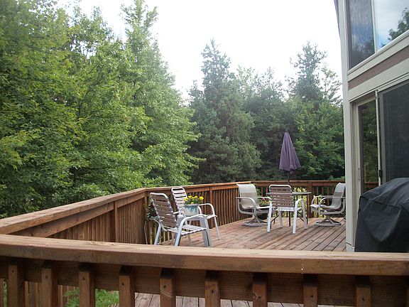 Front deck