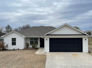 12932 W Hawthorne Ln, Tahlequah, OK 74464