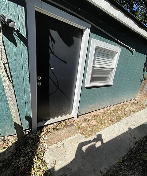 2107 Morrow Ave #B — Photo 1